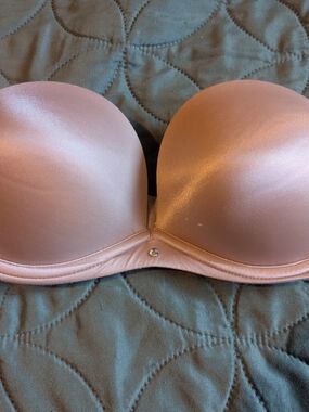 Victoria's Secret Light Pink Strapless Molded Push-Up Bra